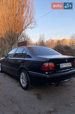 Седан BMW 5 Series 2001 в 