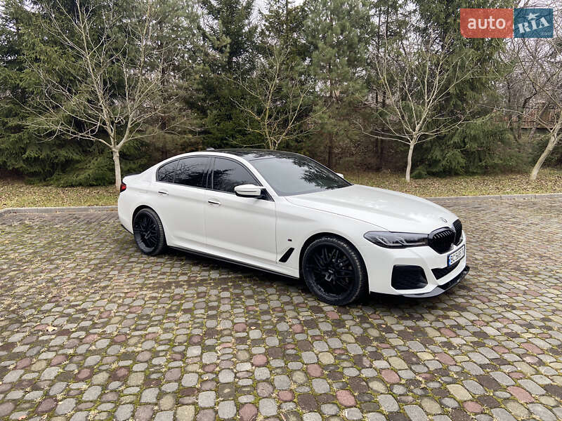 Седан BMW 5 Series 2017 в Львове