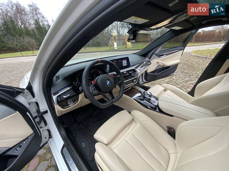Седан BMW 5 Series 2017 в Львове