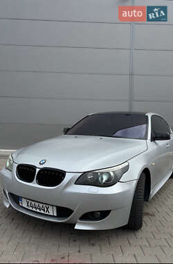 Седан BMW 5 Series 2004 в 