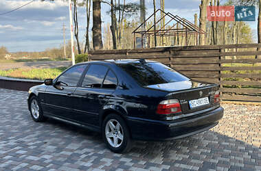 Седан BMW 5 Series 2001 в 