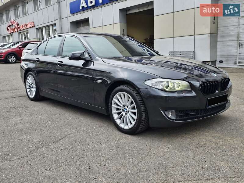 Седан BMW 5 Series 2012 в Одессе