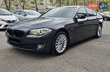 Седан BMW 5 Series 2012 в 