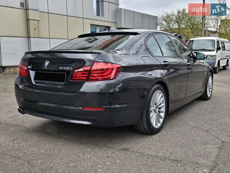 Седан BMW 5 Series 2012 в Одессе