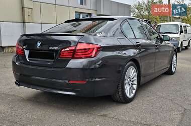 Седан BMW 5 Series 2012 в 