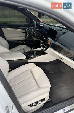 Седан BMW 5 Series 2017 в 