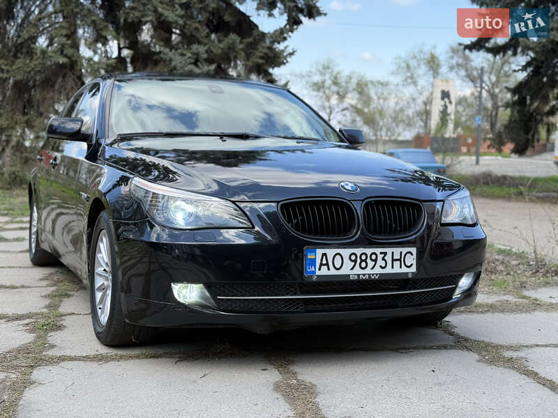 Седан BMW 5 Series 2007 в Днепре