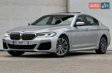 Седан BMW 5 Series 2018 в 