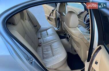 Седан BMW 5 Series 2005 в 