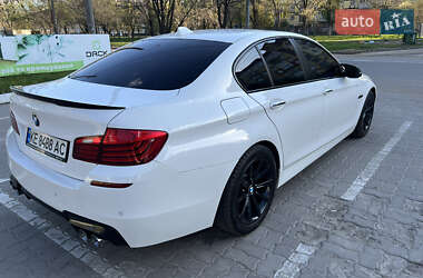 Седан BMW 5 Series 2014 в 