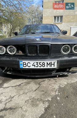 Седан BMW 5 Series 1989 в 
