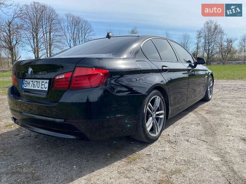 Седан BMW 5 Series 2010 в Сумах