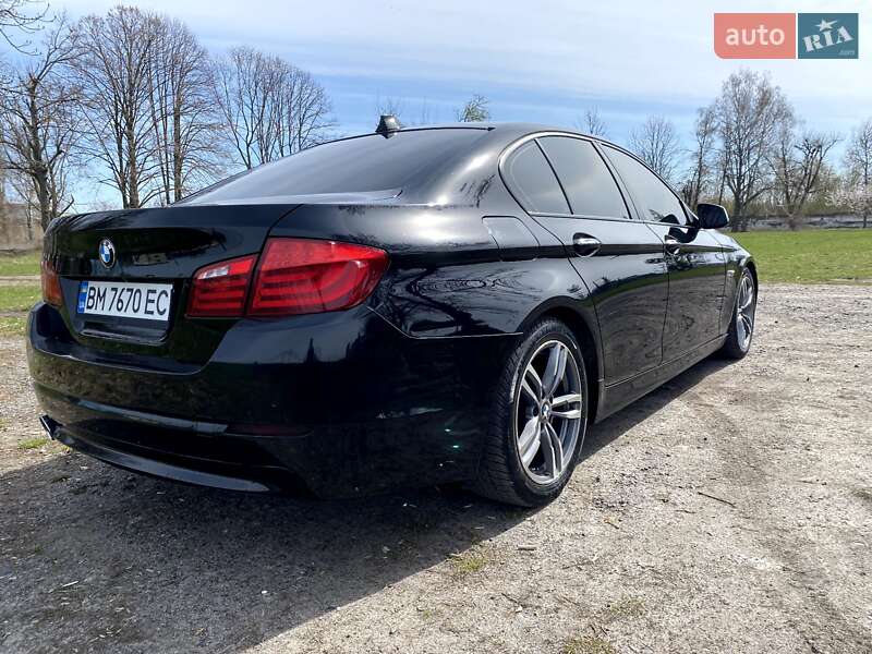 Седан BMW 5 Series 2010 в Сумах