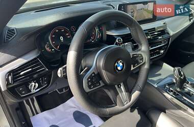 Седан BMW 5 Series 2017 в 