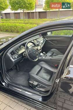 Седан BMW 5 Series 2013 в 