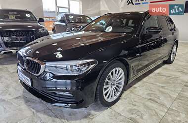 Универсал BMW 5 Series 2017 в 