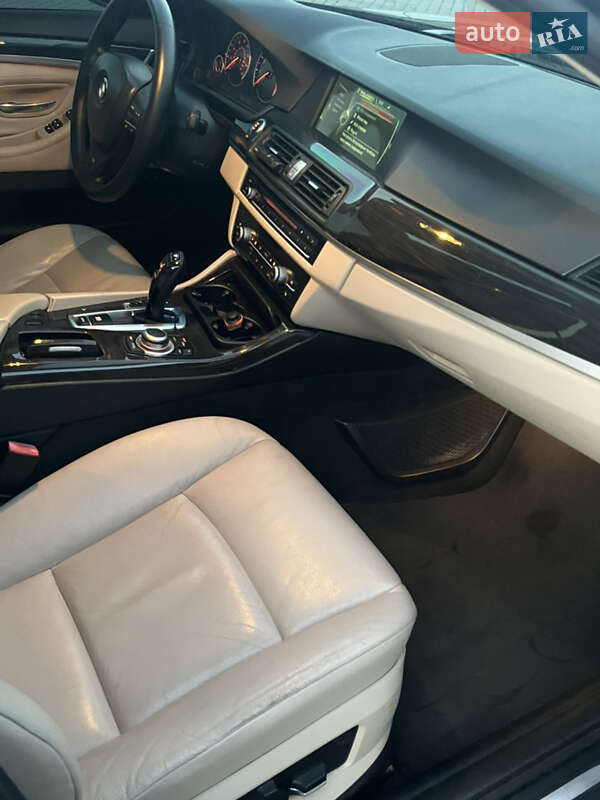 Седан BMW 5 Series 2012 в Львові фото 22 Седан BMW 5 Series 2012 в Львові