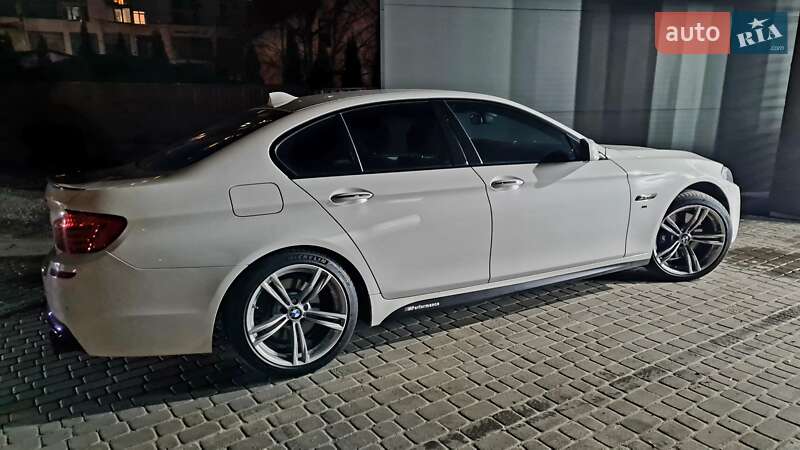 BMW 5 Series 2011