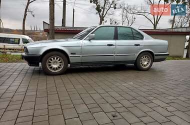 Седан BMW 5 Series 1989 в Хмельницком