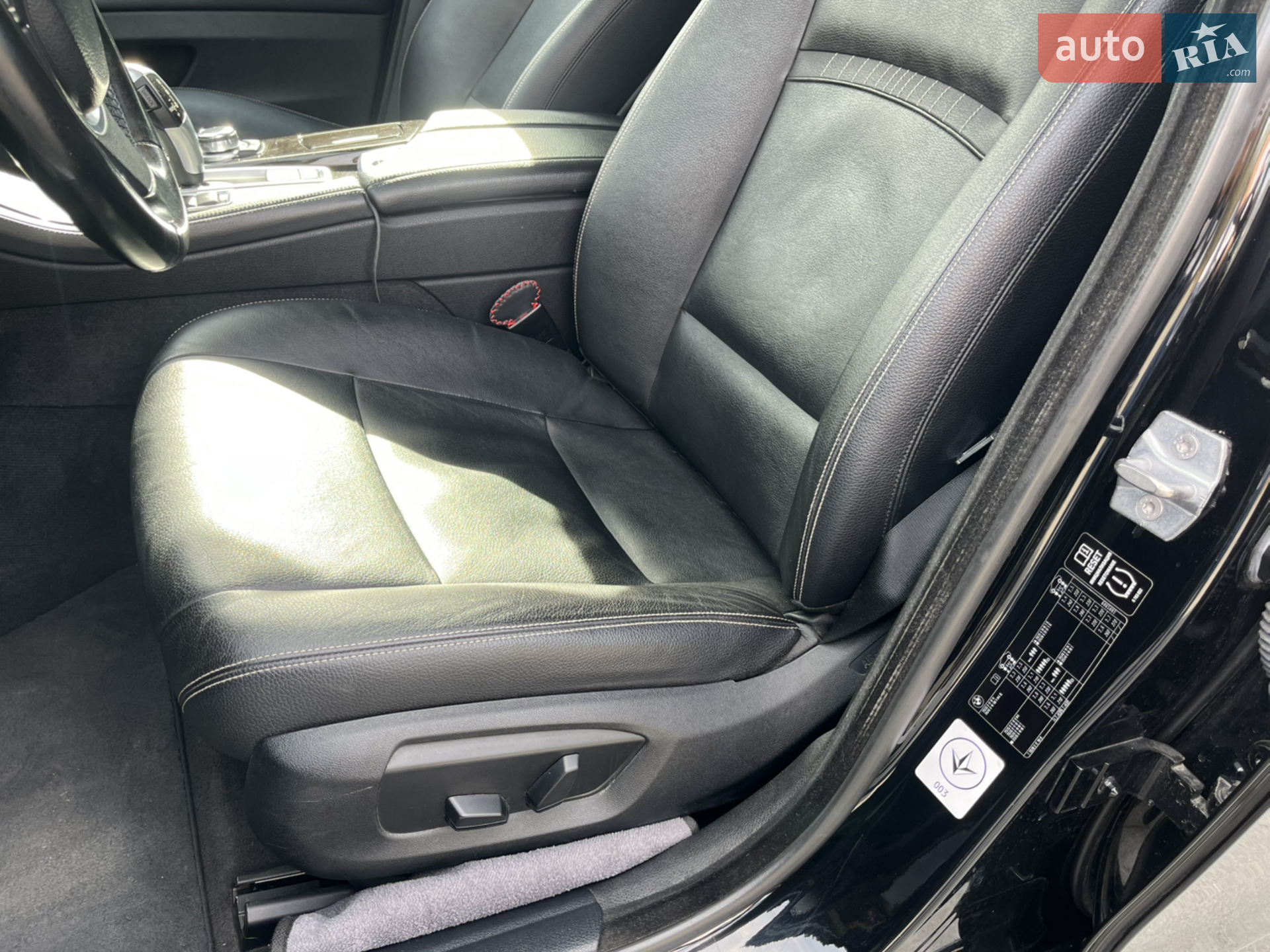 2013 BMW 5er - мініатюра 10