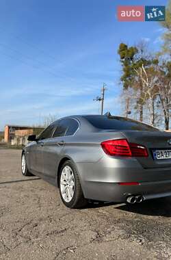 Седан BMW 5 Series 2010 в 