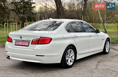 Седан BMW 5 Series 2012 в 