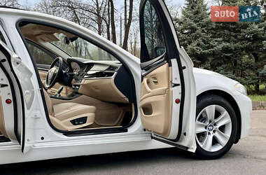 Седан BMW 5 Series 2012 в 