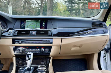 Седан BMW 5 Series 2012 в 