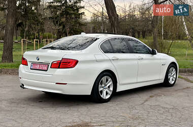 Седан BMW 5 Series 2012 в 