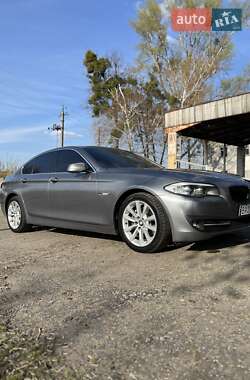 Седан BMW 5 Series 2010 в 