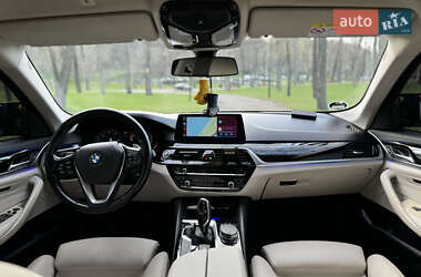 Седан BMW 5 Series 2017 в 
