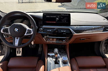 Седан BMW 5 Series 2021 в 
