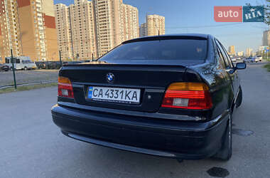 Седан BMW 5 Series 2000 в 