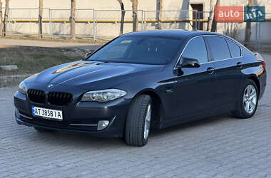 Седан BMW 5 Series 2010 в 