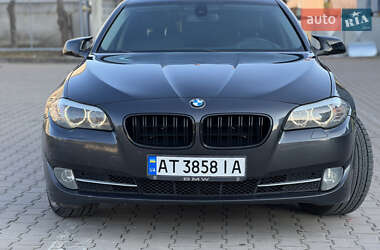 Седан BMW 5 Series 2010 в 