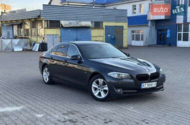 Седан BMW 5 Series 2010 в 