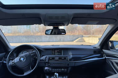Седан BMW 5 Series 2010 в 