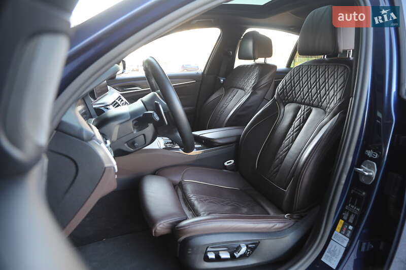 Седан BMW 5 Series 2020 в Харкові
