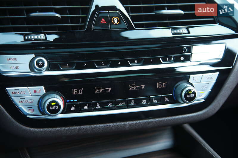 Седан BMW 5 Series 2020 в Харкові