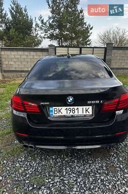 Седан BMW 5 Series 2012 в 