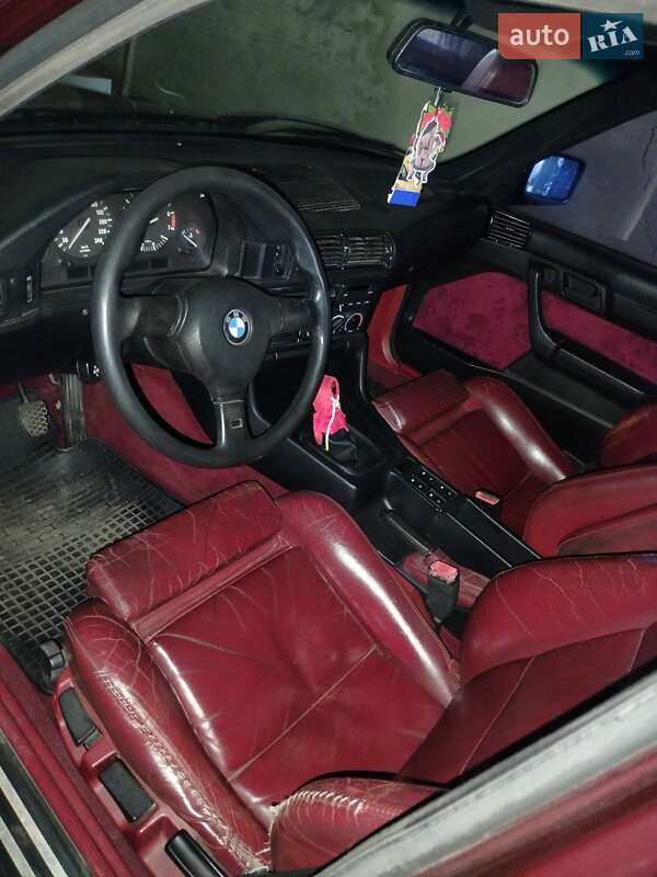 Седан BMW 5 Series 1990 в Овидиополе