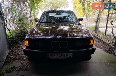 Седан BMW 5 Series 1990 в 