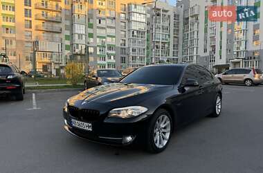 Седан BMW 5 Series 2013 в 