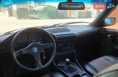 Седан BMW 5 Series 1990 в 