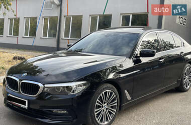 Седан BMW 5 Series 2017 в 