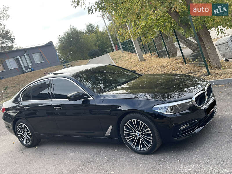 Седан BMW 5 Series 2017 в Харькове