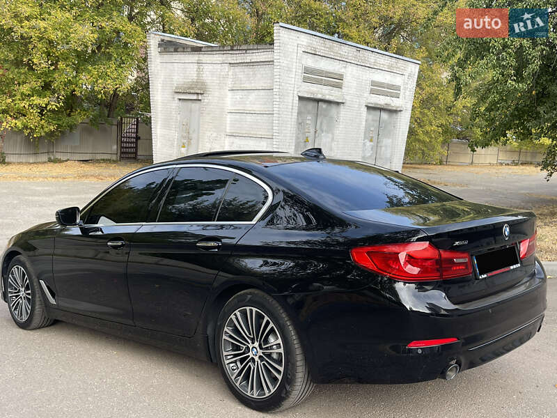 Седан BMW 5 Series 2017 в Харькове