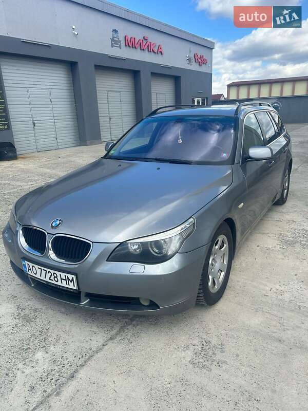 Универсал BMW 5 Series 2004 в Тячеве