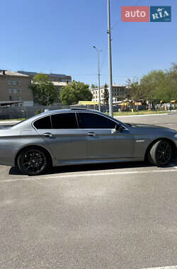 Седан BMW 5 Series 2012 в 