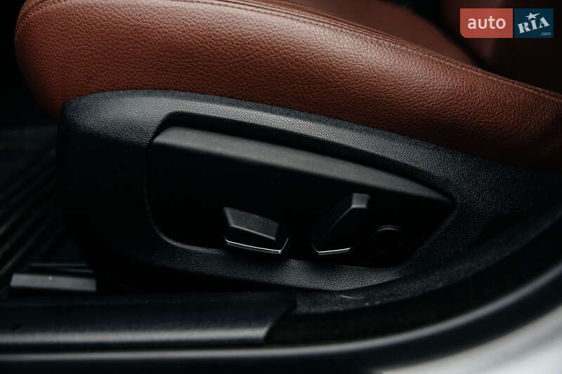 Седан BMW 5 Series 2015 в Києві